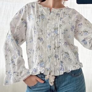 RARE Vintage 1980s Laura Ashley Blouse Floral Lace Size Small Ruffle Sleeves